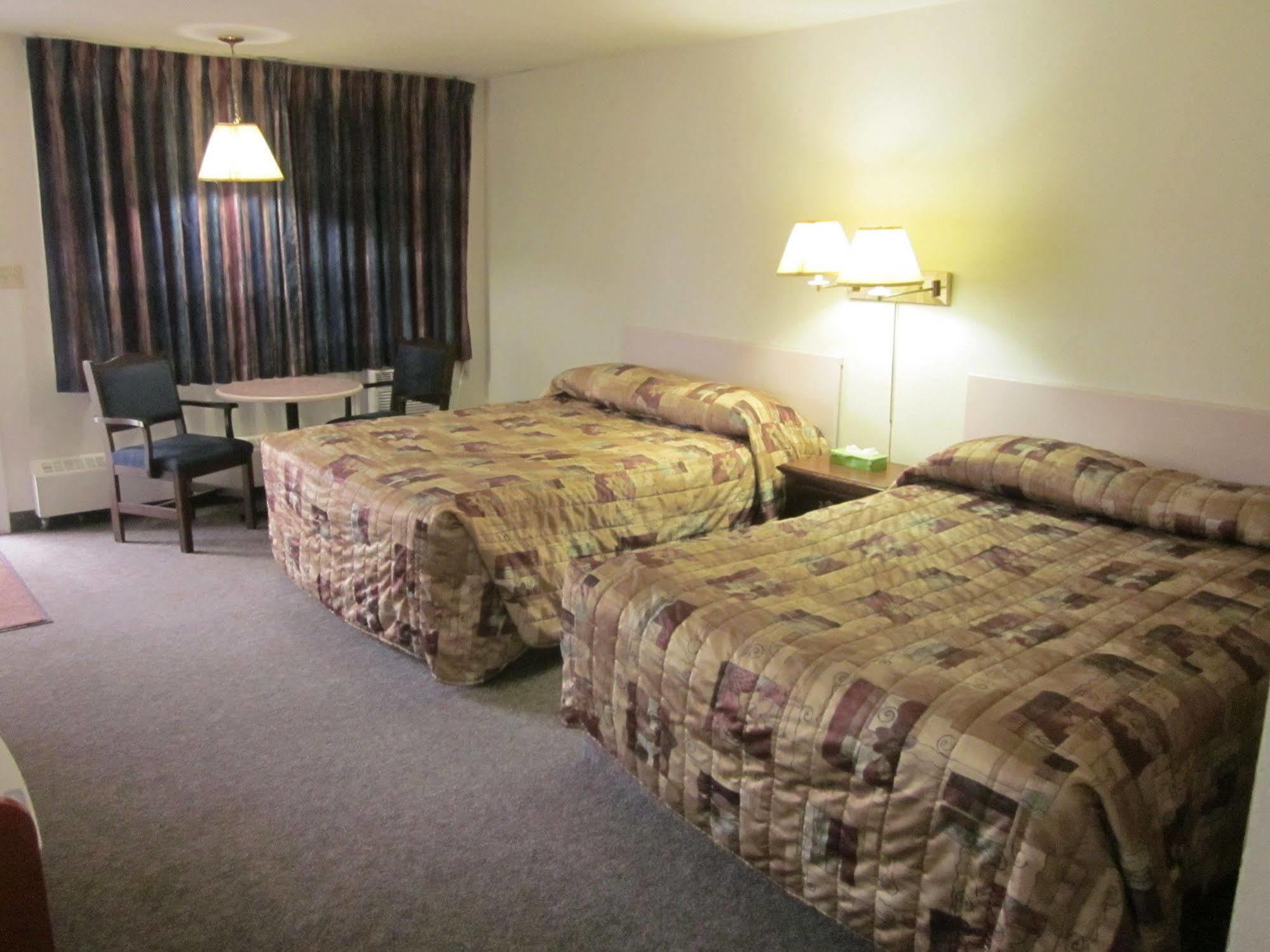Chinook Motel Lethbridge Exterior foto
